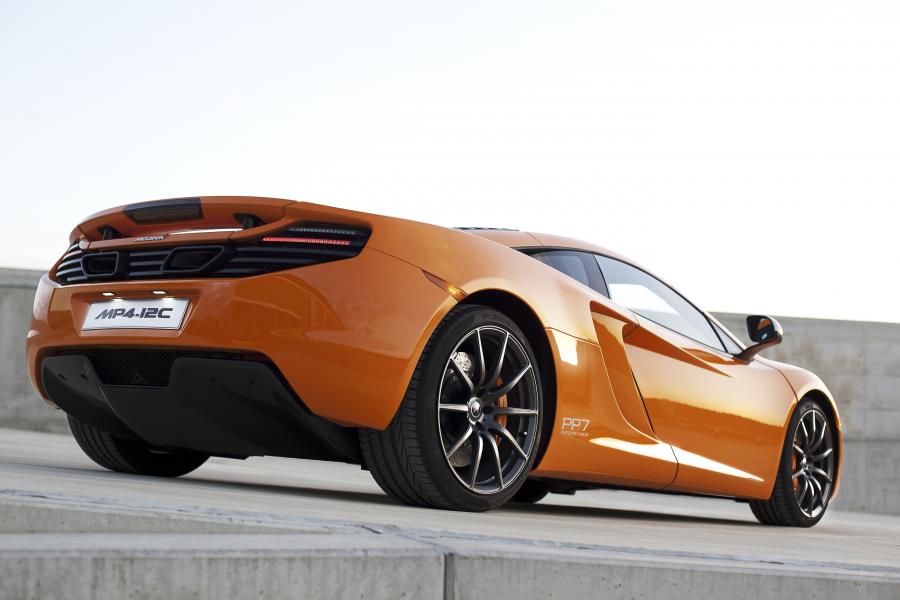  McLaren MP4-12C 2009 года  (фото 148 из 268)